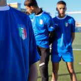 ...che, come le divise, hanno il logo dell�Italia